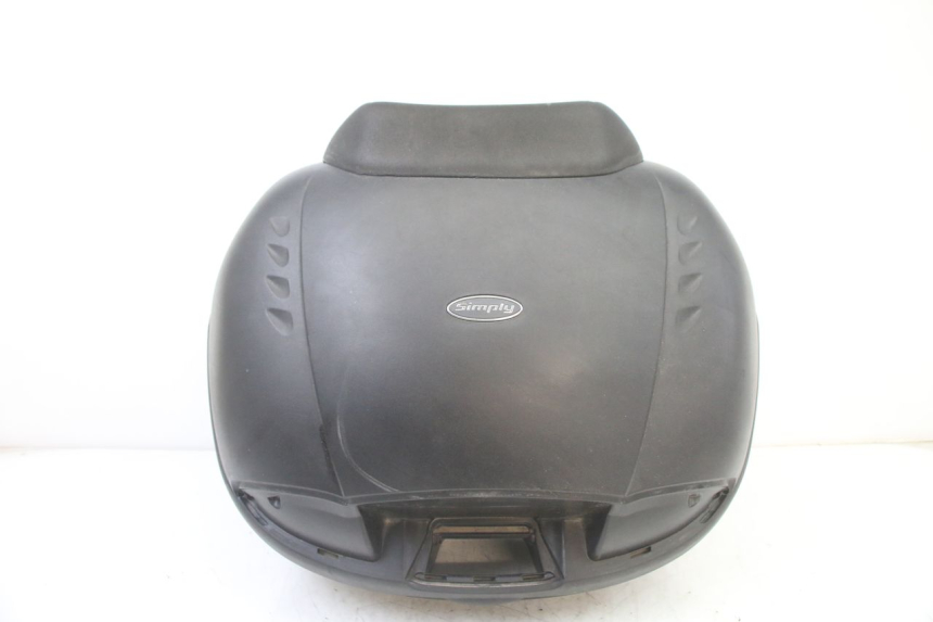photo de TOP BOX APRILIA ATLANTIC 125 (2003 - 2009) - Technical close-up