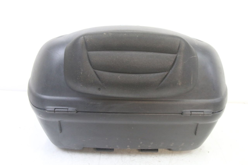 photo de TOP BOX APRILIA ATLANTIC 125 (2003 - 2009) - Fixing points details