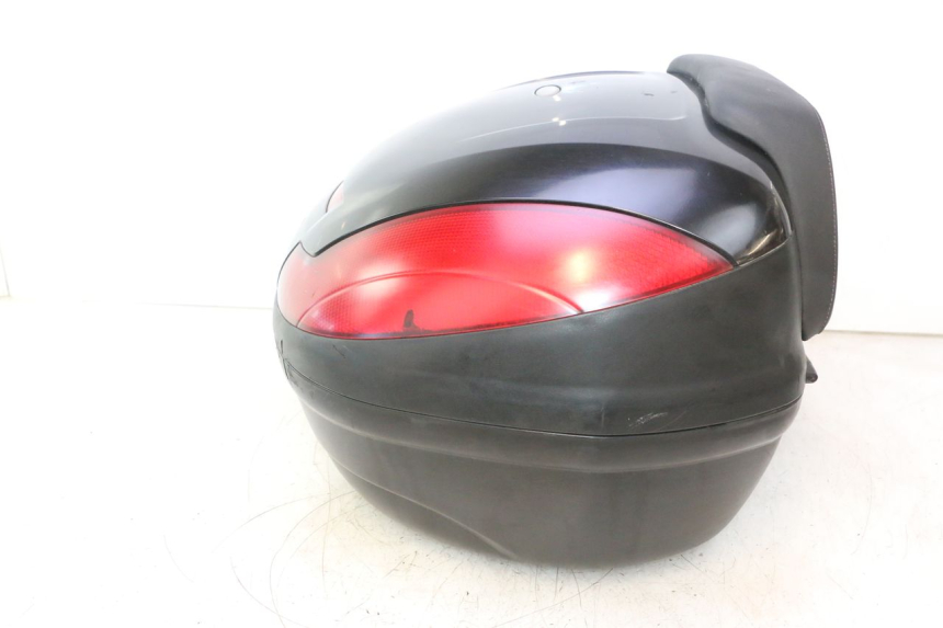 photo de TOP BOX APRILIA ATLANTIC S 125 (2010 - 2013) - Surface and material condition