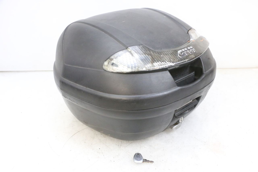 photo de TOP BOX PEUGEOT DJANGO 4T 50 (2014 - 2019) - Focus on structure