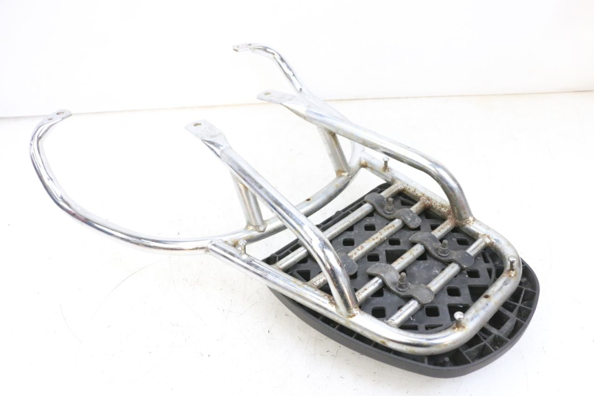 photo de TOP BOX PEUGEOT DJANGO 4T 50 (2014 - 2019) - Technical close-up