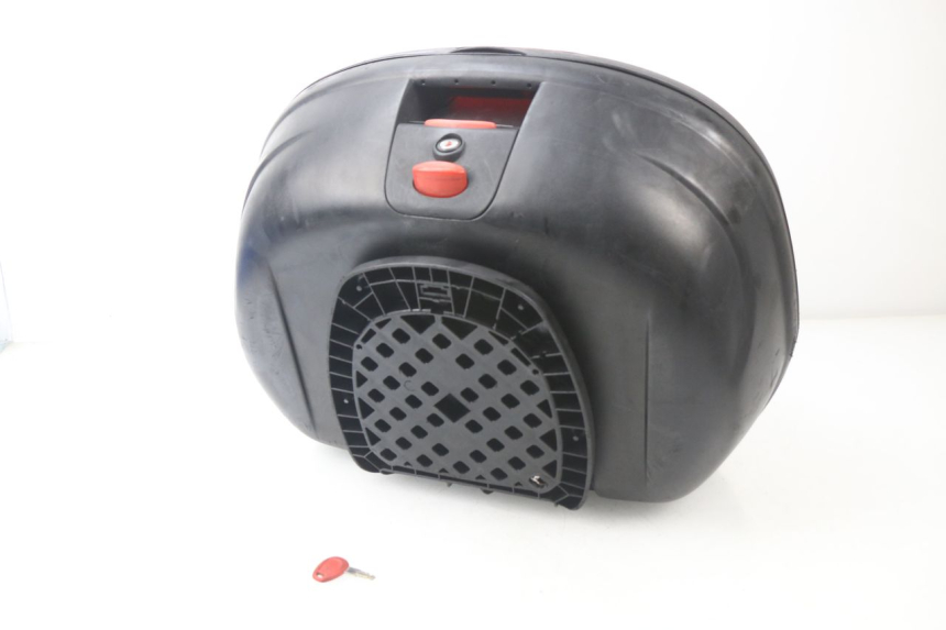 photo de TOP BOX HONDA FES PANTHEON 125 (2003 - 2007) - Component detail