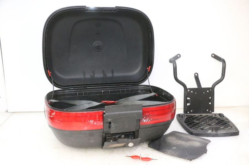 photo de TOP BOX PEUGEOT KISBEE 2T 50 (2010 - 2017) - Main view