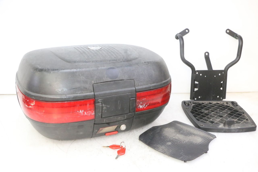 photo de TOP BOX PEUGEOT KISBEE 2T 50 (2010 - 2017) - Component detail