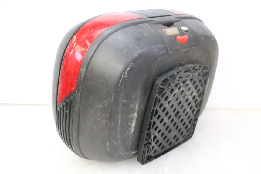 photo de TOP BOX PEUGEOT KISBEE 2T 50 (2010 - 2017) - Component zoom