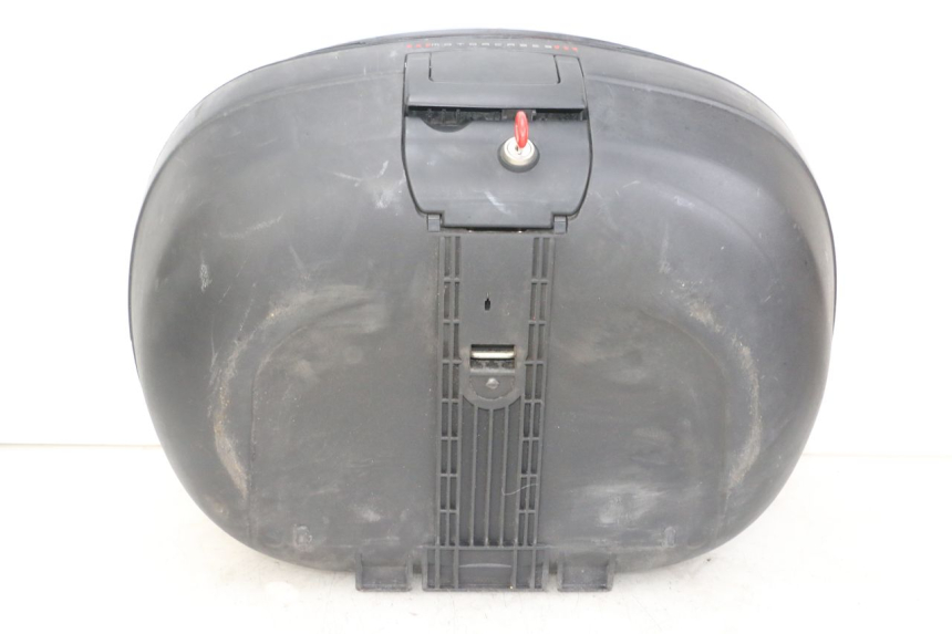 photo de TOP BOX KYMCO X-TOWN XTOWN 125 (2016 - 2021) - Surface and material condition