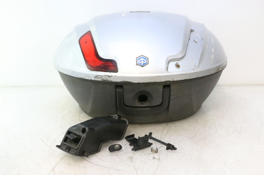 photo de TOP BOX PIAGGIO MP3 125 (2006 - 2014) - Main view