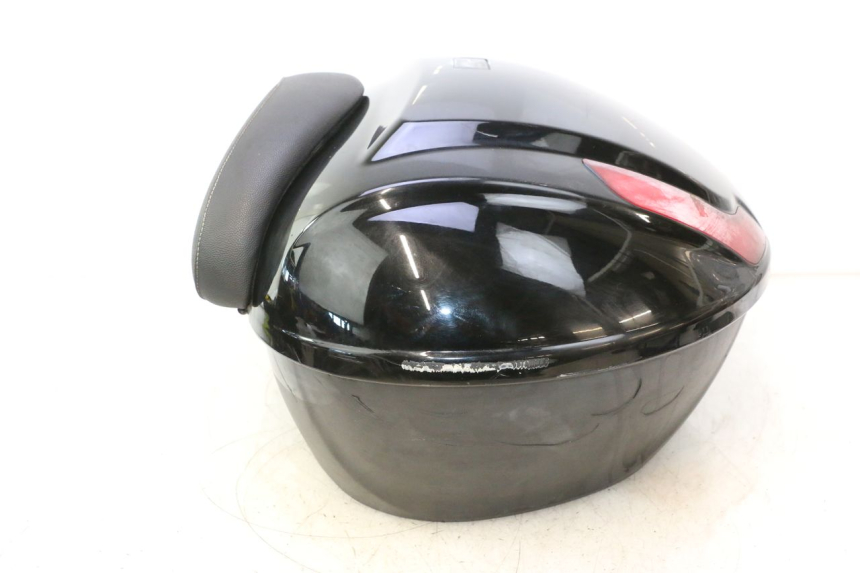 photo de TOP BOX PIAGGIO MP3 125 (2006 - 2014) - Spare part profile view