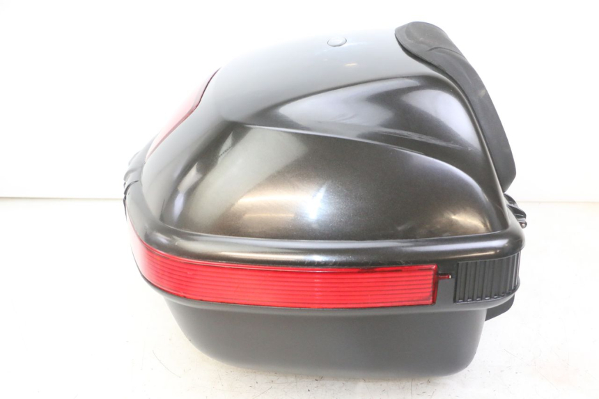 photo de TOP BOX HONDA NTV DEAUVILLE ABS 700 (2007 - 2016) - High-resolution close-up