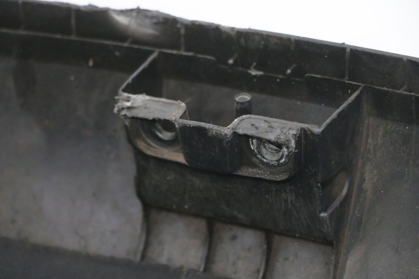 photo de TOP BOX APRILIA SCARABEO GT TOURING 125 (1999 - 2005) - Checked used part