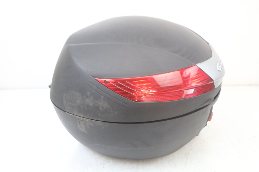 photo de TOP BOX KYMCO SUPER 8 125 (2008 - 2015) - Surface and material condition