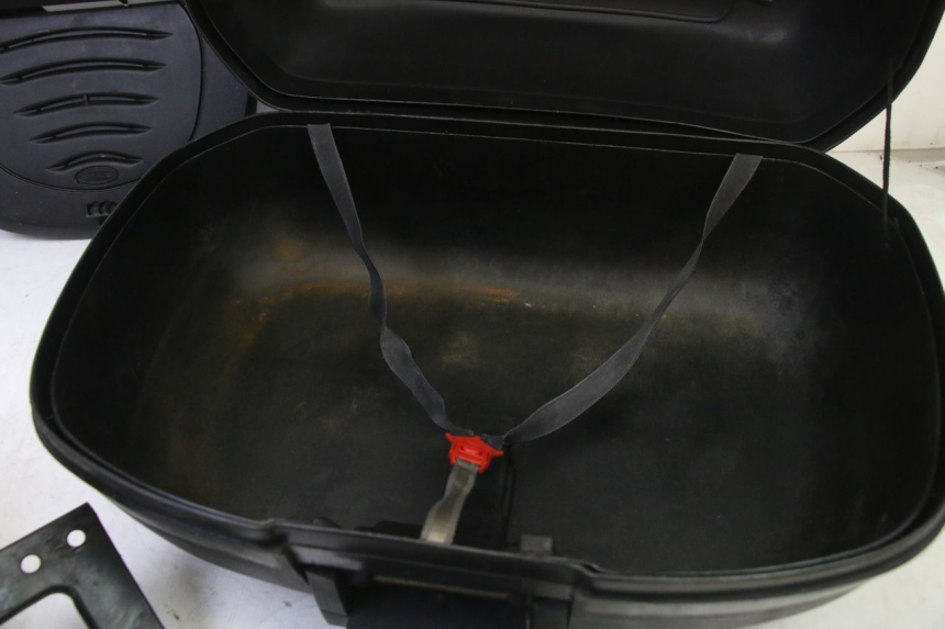 photo de TOP BOX PIAGGIO SUPER LX 125 (2000 - 2003) - Checked used part