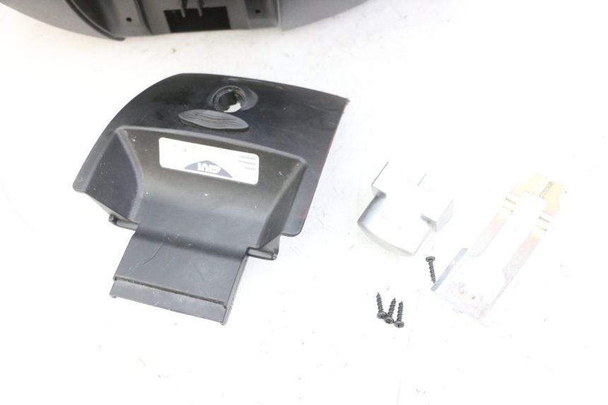 photo de TOP BOX PEUGEOT TWEET 4T 50 (2023 - 2025) - Component zoom