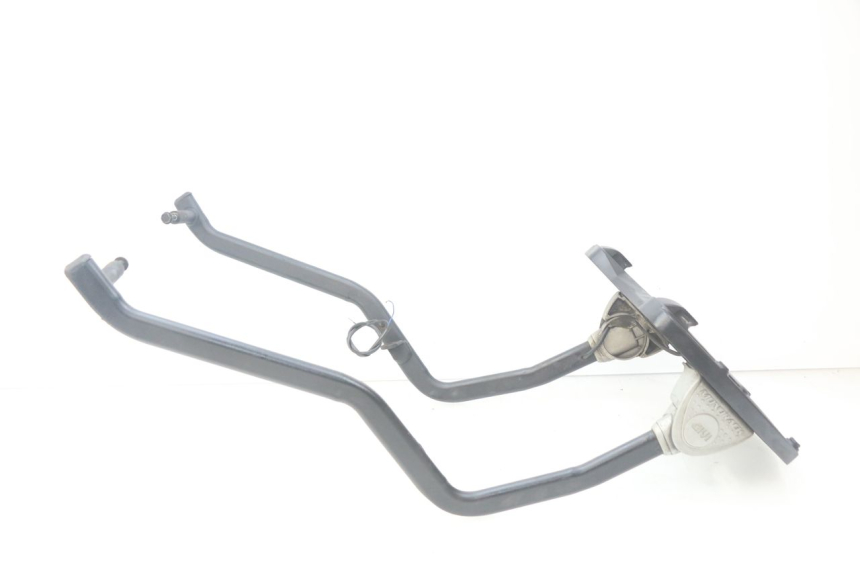 photo de TOP BOX KAWASAKI ZR7 ZR-7 S 750 (1999 - 2004) - Zoom on usage condition