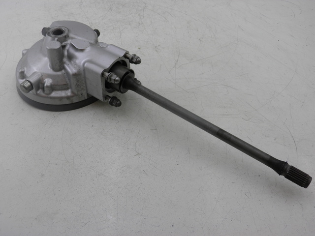 photo de REAR WHEEL SHAFT YAMAHA FJR 1300 (2004 - 2005) - Alternative angle