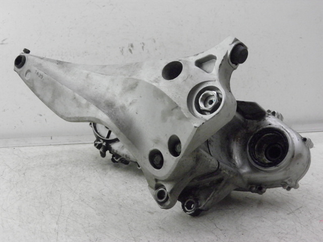 photo de REAR WHEEL SHAFT YAMAHA XP T-MAX TMAX ABS 500 (2000 - 2003) - Fixing points details