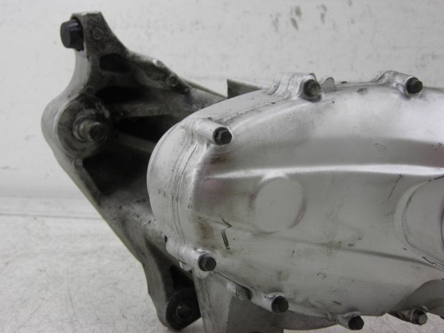 photo de REAR WHEEL SHAFT YAMAHA XP T-MAX TMAX ABS 500 (2000 - 2003) - Surface and material condition