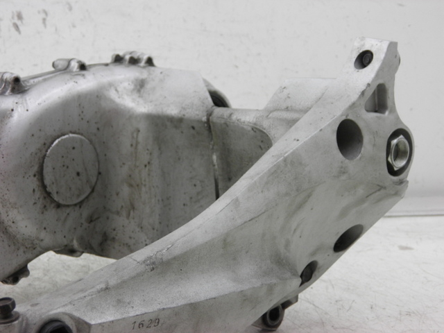 photo de REAR WHEEL SHAFT YAMAHA XP T-MAX TMAX ABS 500 (2000 - 2003) - Markings and original references