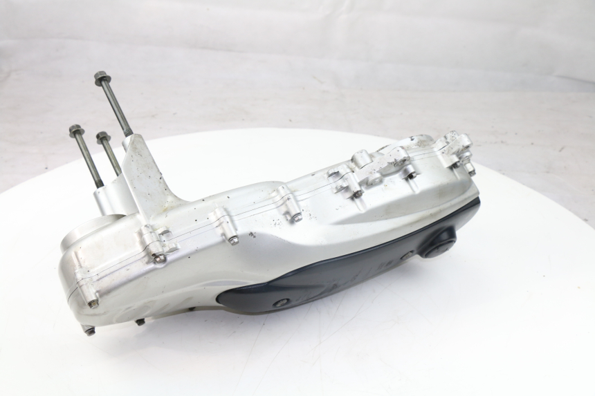 photo de REAR WHEEL SHAFT YAMAHA XP T-MAX 500 (2000 - 2003) - Additional view of the item