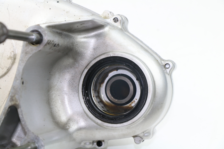 photo de REAR WHEEL SHAFT YAMAHA XP T-MAX 500 (2000 - 2003) - Alternative perspective