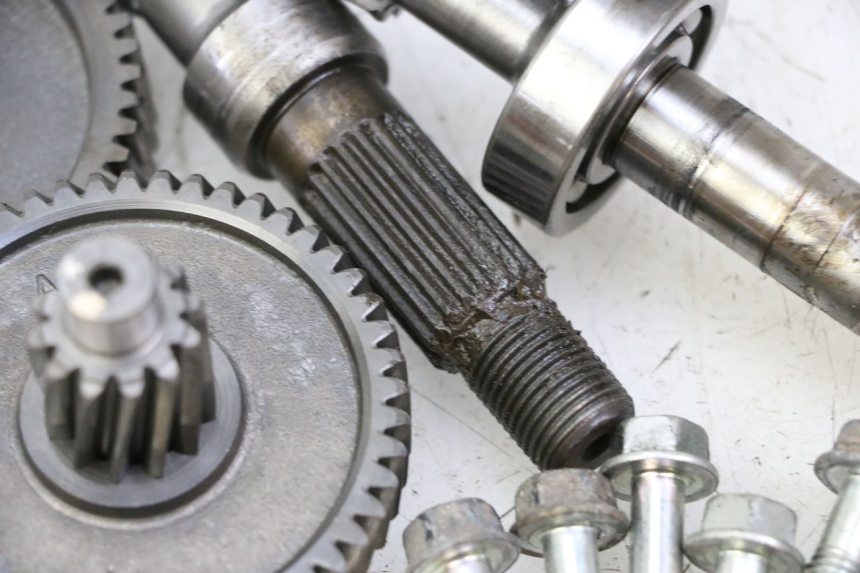 photo de WHEEL TRANSMISSION KYMCO AGILITY 4T 50 (2018 - 2022) - Detailed visual inspection