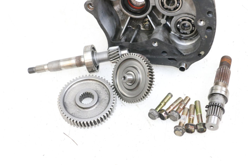 photo de REAR WHEEL SHAFT KYMCO AGILITY PREMIUM 50 (2007 - 2010) - Surface and material condition