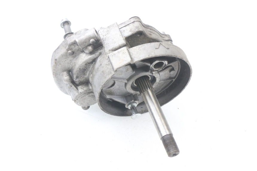 photo de REAR WHEEL SHAFT BENZHOU YY50QT31 VINTAGE 50 (2009 - 2012) - Alternative perspective