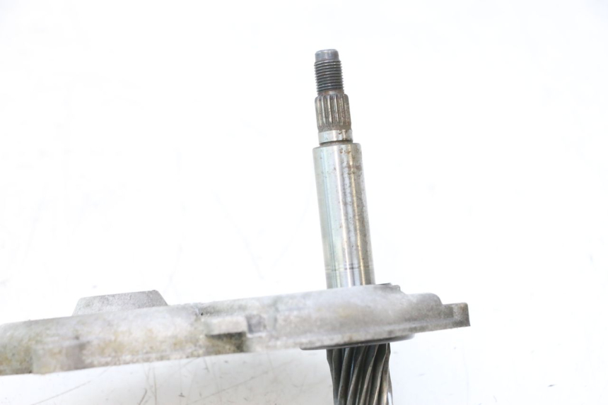 photo de REAR WHEEL SHAFT MBK BOOSTER SPIRIT 50 (1996 - 1999) - Additional view of the item