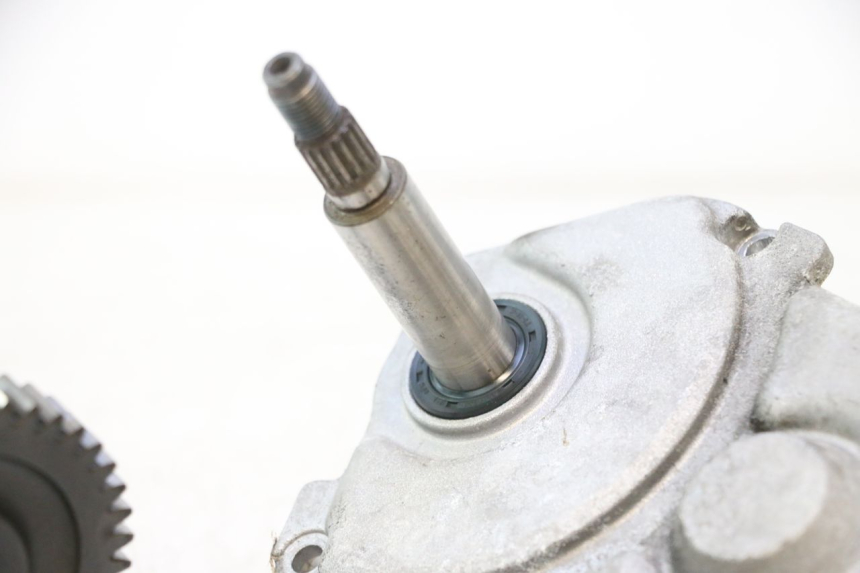photo de REAR WHEEL SHAFT MBK BOOSTER SPIRIT 50 (1996 - 1999) - Distinctive features