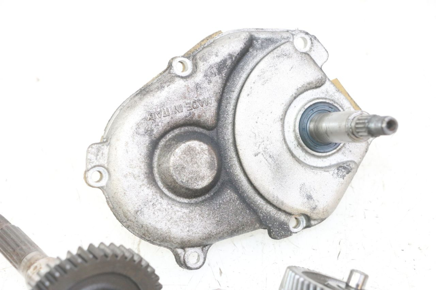 photo de REAR WHEEL SHAFT MBK BOOSTER SPIRIT NAKED 50 (2004 - 2017) - Fixing points details