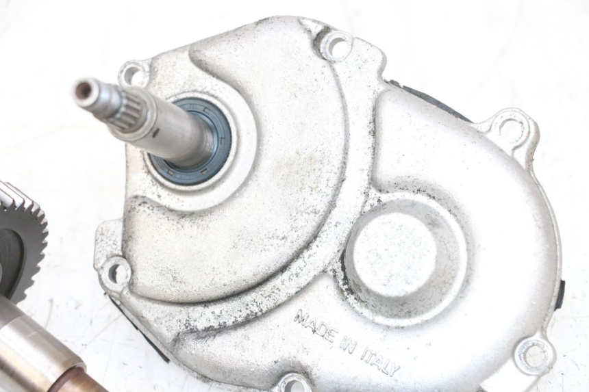 photo de REAR WHEEL SHAFT MBK BOOSTER SPIRIT NAKED 50 (2004 - 2017) - Fixing points details