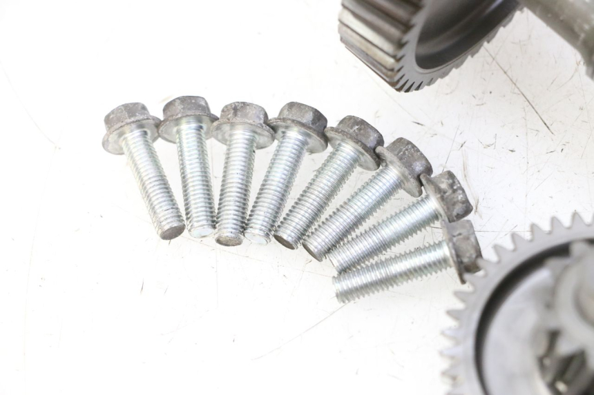 photo de WHEEL TRANSMISSION SUZUKI BURGMAN 125 (2007 - 2014) - Focus on structure