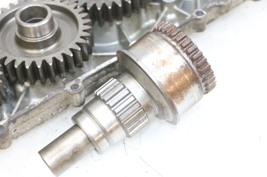 photo de REAR WHEEL SHAFT SUZUKI BURGMAN 650 (2013 - 2020) - High-resolution close-up