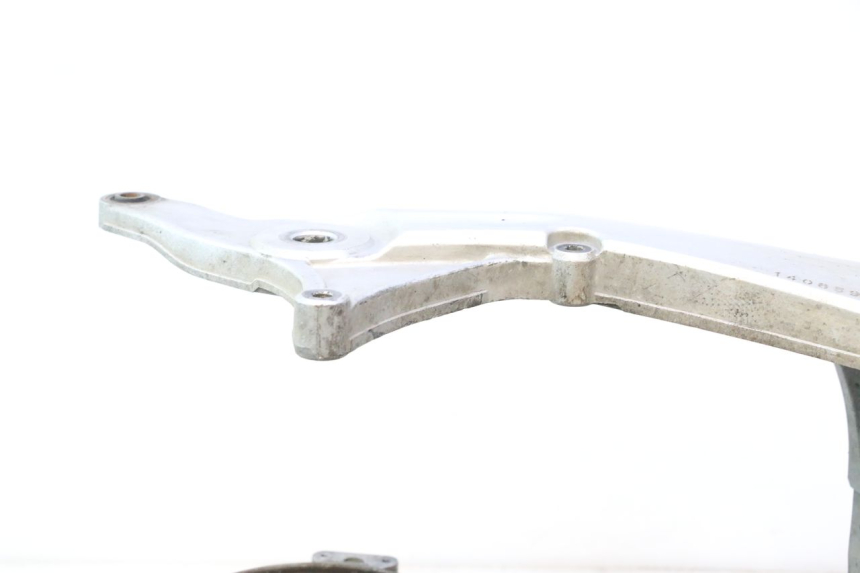 photo de REAR WHEEL SHAFT SUZUKI BURGMAN EXECUTIVE ABS 650 (2006 - 2012) - Alternative perspective
