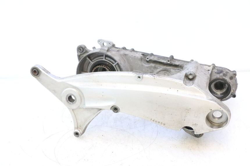 photo de REAR WHEEL SHAFT SUZUKI BURGMAN EXECUTIVE ABS 650 (2006 - 2012) - Markings and original references