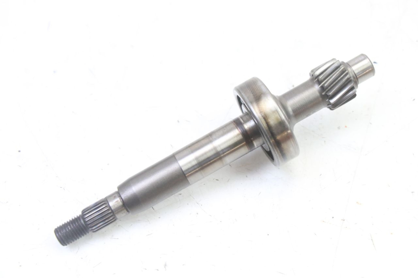 photo de REAR WHEEL SHAFT ORCAL CAVARO 4T 50 (2019 - 2023) - High-resolution close-up