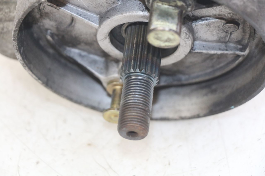 photo de WHEEL TRANSMISSION SYM CROX 4T 50 (2016 - 2023) - Alternative perspective