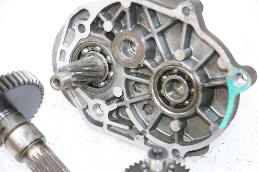 photo de REAR WHEEL SHAFT PEUGEOT ELYSTAR 50 (2002 - 2014) - Focus on structure