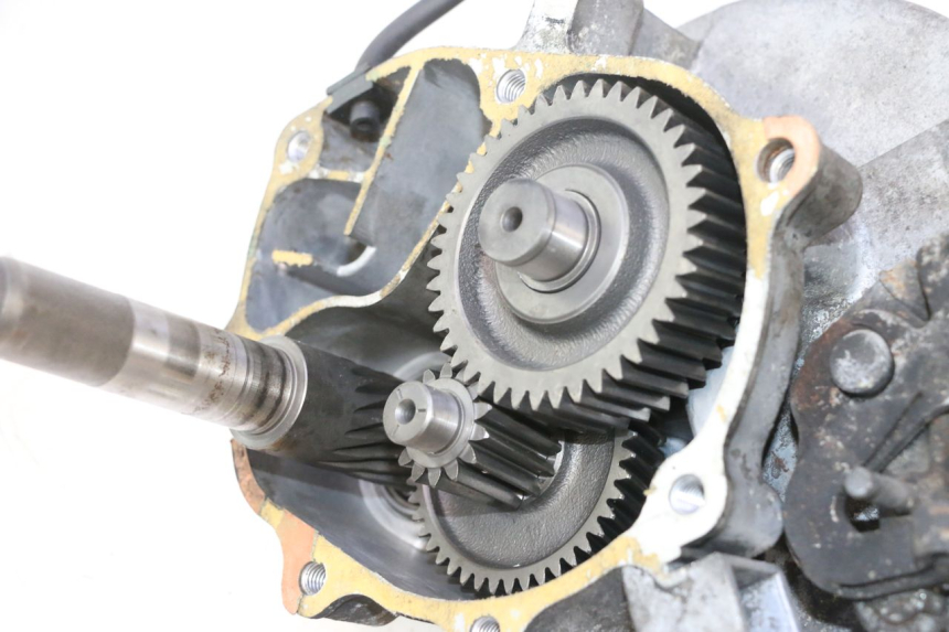 photo de REAR WHEEL SHAFT HONDA FES PANTHEON 2T 125 (1998 - 2002) - Component zoom