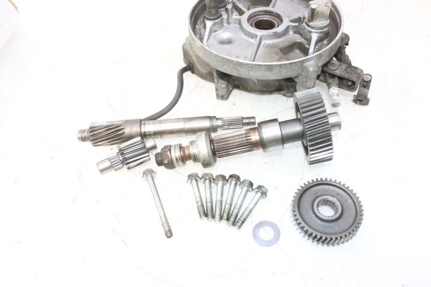 photo de REAR WHEEL SHAFT HONDA FES PANTHEON 2T 125 (1998 - 2002) - High-resolution close-up
