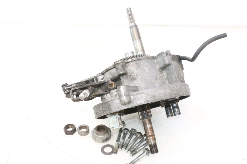 photo de REAR WHEEL SHAFT HONDA FES PANTHEON 2T 125 (1998 - 2002) - Markings and original references