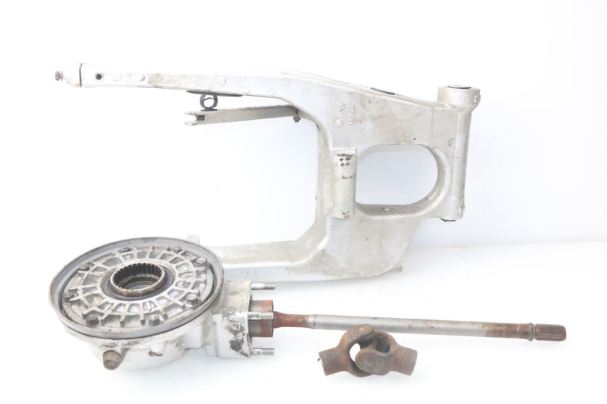 photo de REAR WHEEL SHAFT YAMAHA FJR ABS 1300 (2006 - 2012) - Technical close-up