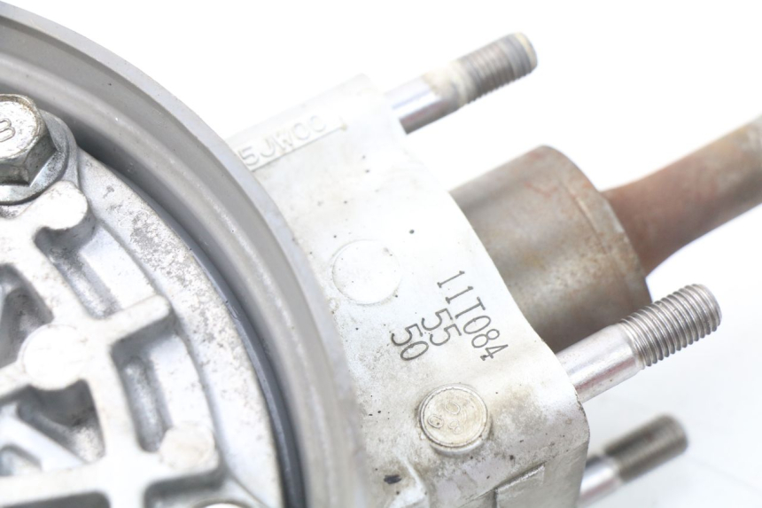 photo de REAR WHEEL SHAFT YAMAHA FJR ABS 1300 (2006 - 2012) - Supplementary product photo