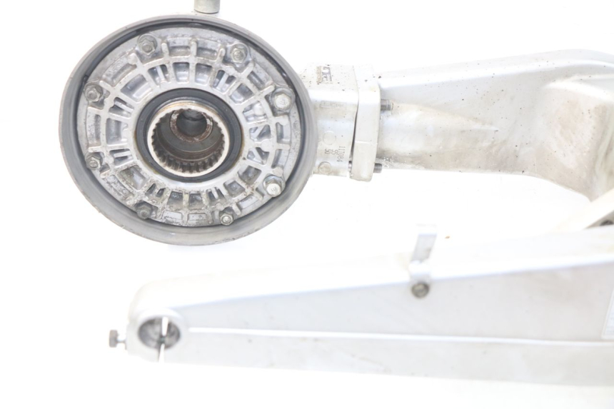 photo de REAR WHEEL SHAFT YAMAHA FJR ABS 1300 (2006 - 2012) - Product overview