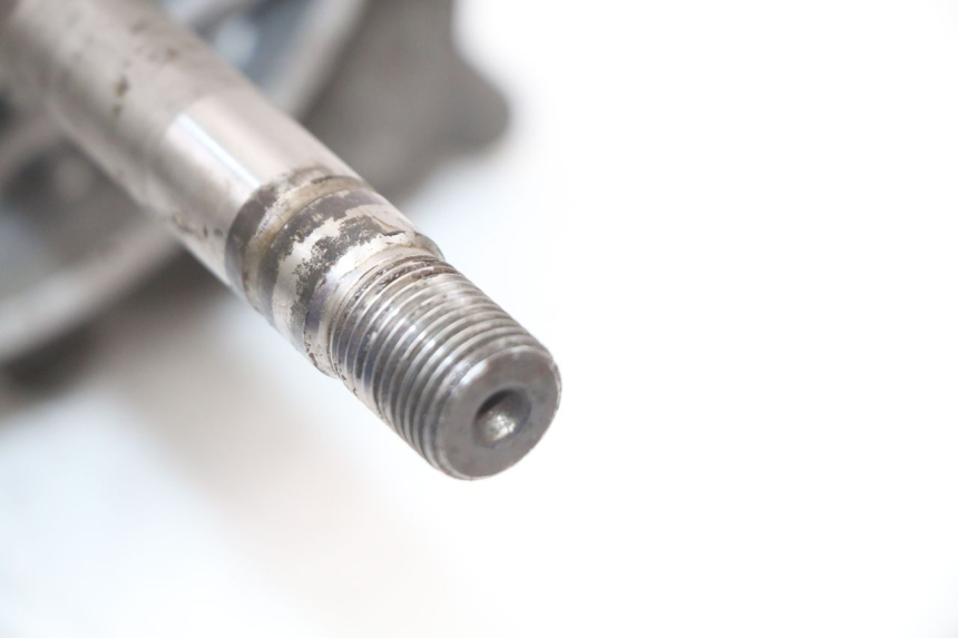 photo de REAR WHEEL SHAFT HONDA FORZA 125 (2015 - 2016) - Fixing points details