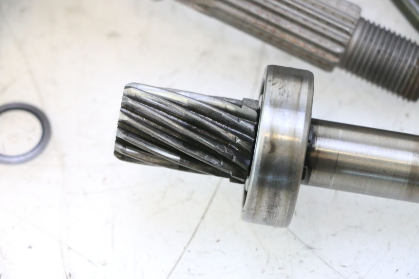 photo de REAR WHEEL SHAFT NECO GPX LC 2T 50 (2014 - 2018) - Fixing points details