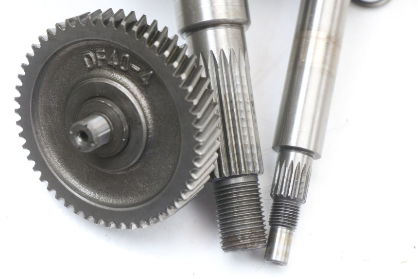 photo de REAR WHEEL SHAFT TNT MOTOR GRIDO 2T 50 (2010 - 2019) - Surface and material condition