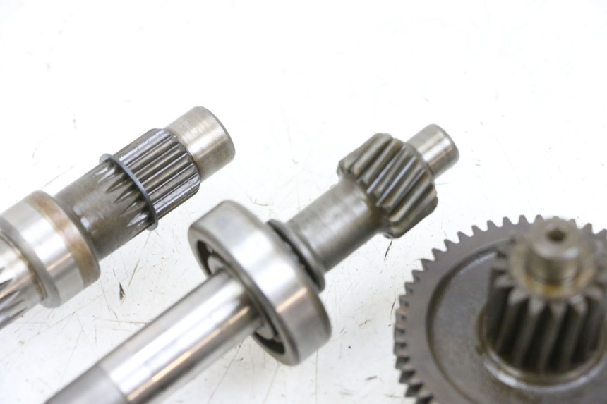 photo de REAR WHEEL SHAFT SPEEDY HT50QT6 50 - Checked used part