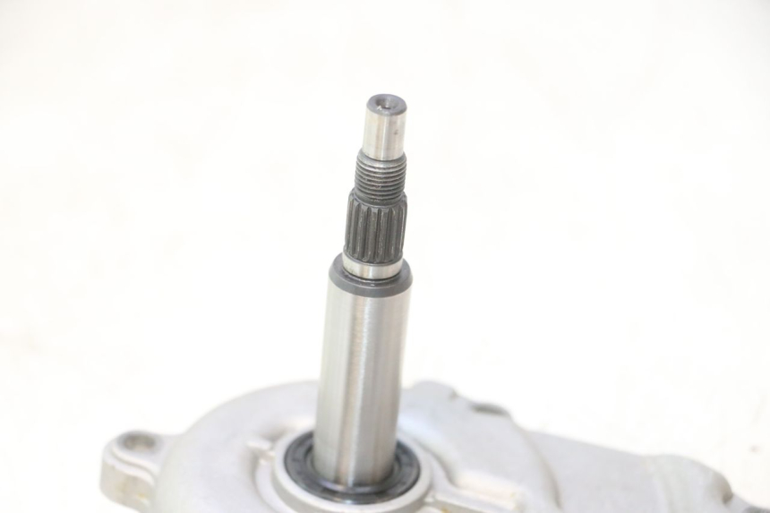 photo de REAR WHEEL SHAFT KEEWAY HURRICANE 50 (2006 - 2019) - Fixing points details