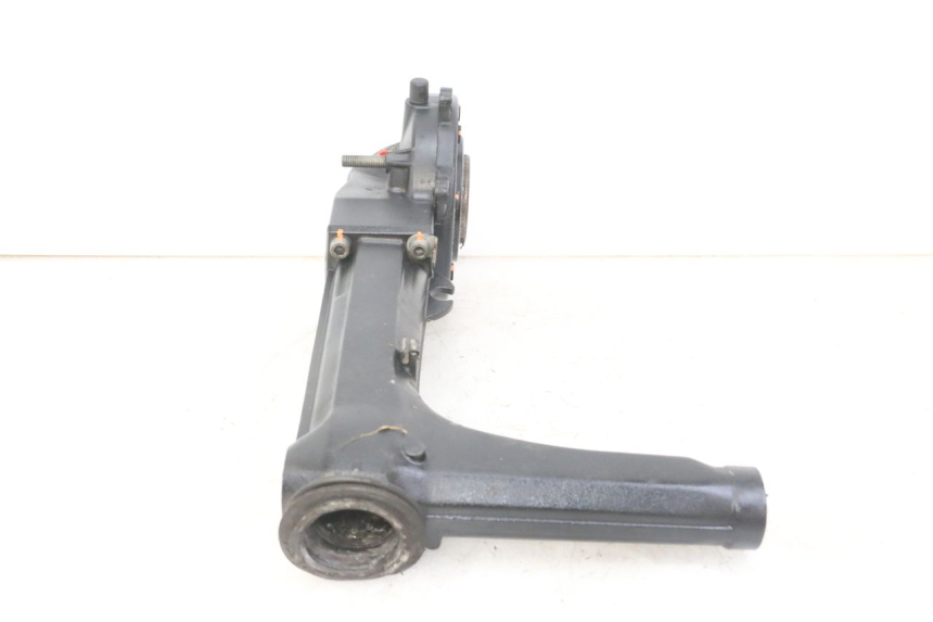 photo de REAR WHEEL SHAFT BMW K 75 RT 750 (1989 - 1997) - High-resolution close-up